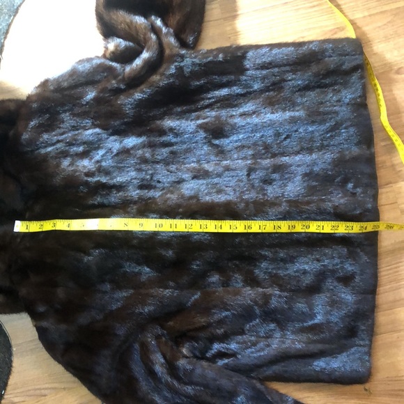 Mink Coat - Picture 7 of 8